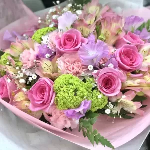 卒業式、別れと門出を奏でる花束ブーケ-大阪フラワーアレンジメントスクールSion-のサムネイル